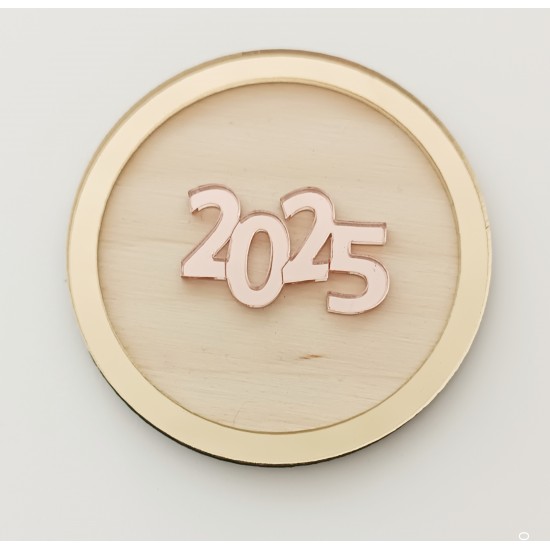 Γούρι από ξύλο και Plexiglass 2025 #3