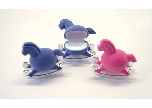 ΚΟΥΤΙ ΑΛΟΓΑΚΙ 7.5cm x 7cm x 4cm 02060111 ΚΟΥΤΙ ΑΛΟΓΑΚΙ 7.5cm x 7cm x 4cm 02060111