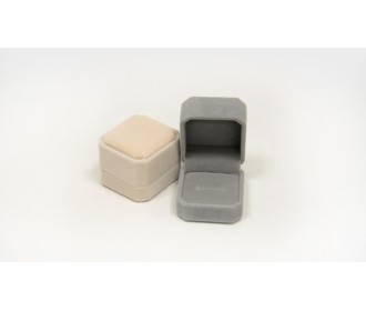 ΒΕΛΟΥΔΙΝΟ ΚΟΥΤΙ ΔΑΧΤΥΛΙΔΙΟΥ 5cm x 5.5cm x 4cm 0206039 ΒΕΛΟΥΔΙΝΟ ΚΟΥΤΙ ΔΑΧΤΥΛΙΔΙΟΥ 5cm x 5.5cm x 4cm 0206039