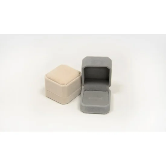 ΒΕΛΟΥΔΙΝΟ ΚΟΥΤΙ ΔΑΧΤΥΛΙΔΙΟΥ 5cm x 5.5cm x 4cm 0206039