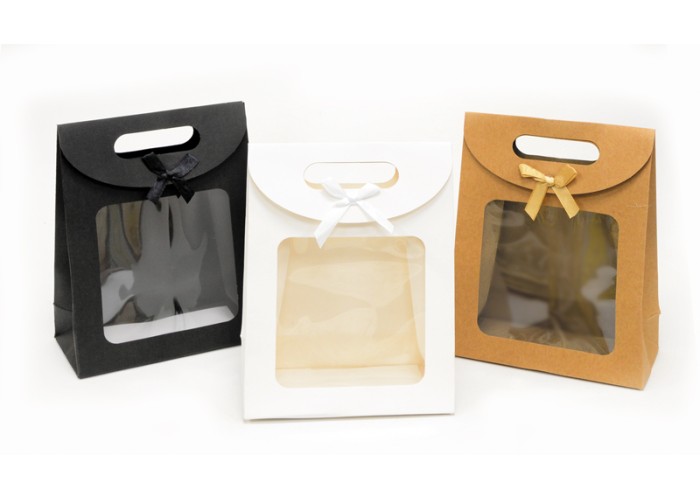 ΤΣΑΝΤΑ ΧΑΡΤΙΝΗ ΜΕ ΠΑΡΑΘΥΡΟ ΚΑΙ ΦΙΟΓΚΟ 12cm x 16cm x 6cm 0402148 ΤΣΑΝΤΑ ΧΑΡΤΙΝΗ ΜΕ ΠΑΡΑΘΥΡΟ ΚΑΙ ΦΙΟΓΚΟ 12cm x 16cm x 6cm 0402148
