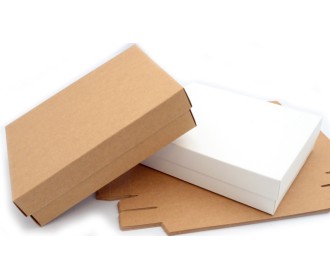 ΧΑΡΤΙΝΟ ΚΟΥΤΙ ME KAΠΑΚΙ 48cm x 38cm x 6.5cm 0402249 ΧΑΡΤΙΝΟ ΚΟΥΤΙ ME KAΠΑΚΙ 48cm x 38cm x 6.5cm 0402249