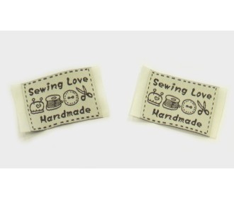 ΤΑΜΠΕΛΑΚΙ ΚΕΝΤΗΜΕΝΟ SEWING LOVE 4cm x 3cm 0501239 ΤΑΜΠΕΛΑΚΙ ΚΕΝΤΗΜΕΝΟ SEWING LOVE 4cm x 3cm 0501239