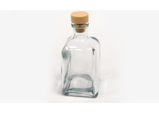 ΜΠΟΥΚΑΛΙ ΤΕΤΡΑΓΩΝΟ 250ml ΜΕ ΠΩΜΑ 13.5cm x 6.2cm 0503315