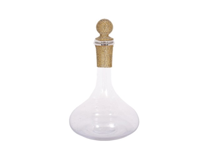 ΓΥΑΛΙΝΗ ΚΑΡΑΦΑ ΜΕ ΚΑΠΑΚΙ ΣΒΑΡΟΦΣΚΙ 1700ml 0503409