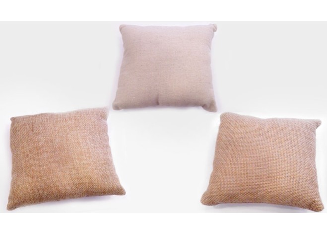 ΜΑΞΙΛΑΡΑΚΙ ΜΕ ΑΣΗΜΙ ΚΟΥΤΙ 15x15cm 0506159 ΜΑΞΙΛΑΡΑΚΙ ΜΕ ΑΣΗΜΙ ΚΟΥΤΙ 15x15cm 0506159