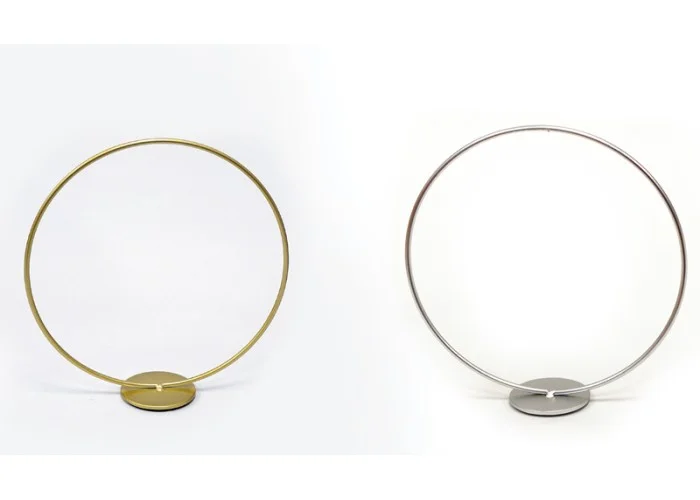 ΜΕΤΑΛΛΙΚΟΣ ΚΥΚΛΟΣ ΜΕ ΒΑΣΗ 20cm FH-YH005 0506231