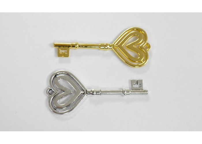 ΜΕΤΑΛΛΙΚΟ ΚΛΕΙΔΙ ΚΑΡΔΙΑ 3cm x 7cm 0517741 ΜΕΤΑΛΛΙΚΟ ΚΛΕΙΔΙ ΚΑΡΔΙΑ 3cm x 7cm 0517741