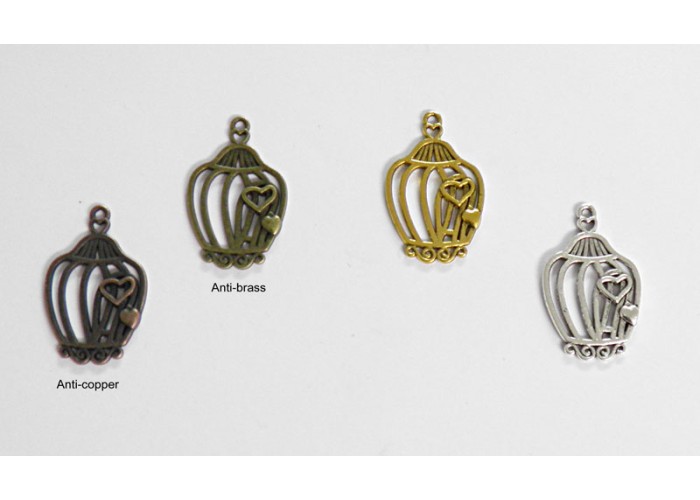 ΜΕΤΑΛΛΙΚΟ ΚΛΟΥΒΙ ΚΡΕΜΑΣΤΟ ΟΒΑΛ 20mm x 30mm 0518000 ΜΕΤΑΛΛΙΚΟ ΚΛΟΥΒΙ ΚΡΕΜΑΣΤΟ ΟΒΑΛ 20mm x 30mm 0518000