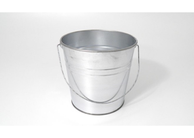 ΜΕΤΑΛΛΙΚΟΣ ΚΟΥΒΑΣ 15cm ΧΩΡΙΣ ΧΡΩΜΑ 0620028 ΜΕΤΑΛΛΙΚΟΣ ΚΟΥΒΑΣ 15cm ΧΩΡΙΣ ΧΡΩΜΑ 0620028