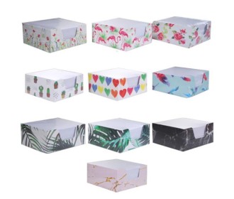 Next κύβος διάφορα σχέδια με 400φυλ. λευκά 9x9εκ. Next κύβος διάφορα σχέδια με 400φυλ. λευκά 9x9εκ.