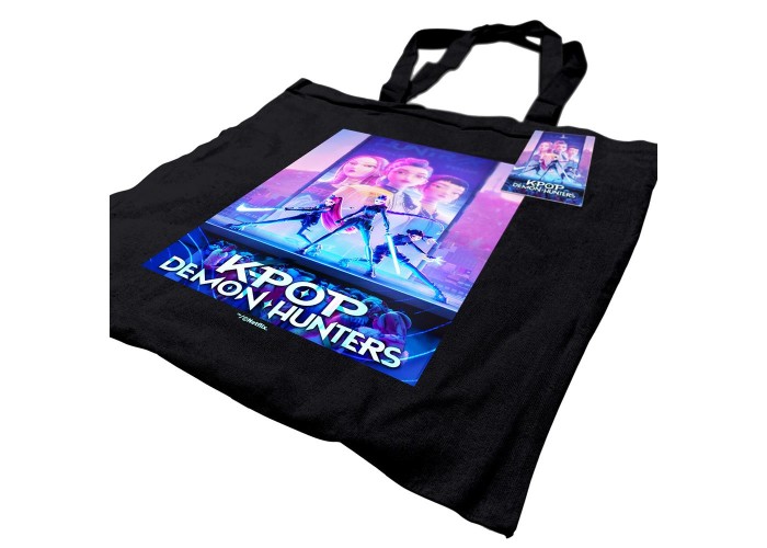 Τσάντα ώμου K-Pop Demon Hunters μαύρη Υ34,5x41x0,5εκ. Τσάντα ώμου K-Pop Demon Hunters μαύρη Υ34,5x41x0,5εκ.