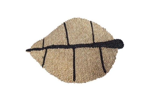 Xαλάκι ψάθινο boho από φυσικές ίνες σε σχήμα φύλλου 80x52xΥ2εκ Xαλάκι ψάθινο boho από φυσικές ίνες σε σχήμα φύλλου 80x52xΥ2εκ