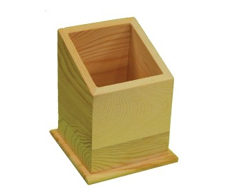 Μολυβοθήκη ξύλινη 9.5x9.5x12εκ. Μολυβοθήκη ξύλινη 9.5x9.5x12εκ.