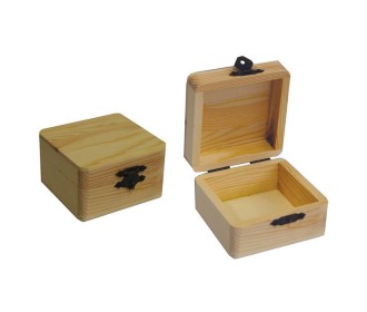 Κουτί ξύλινο τετράγωνο 8x8x5εκ. Κουτί ξύλινο τετράγωνο 8x8x5εκ.