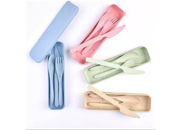 Σετ μαχαιροπήρουνα σε θήκη Υ3x22x6εκ. κοκτέηλ 4 χρωμάτων Σετ μαχαιροπήρουνα σε θήκη Υ3x22x6εκ. κοκτέηλ 4 χρωμάτων