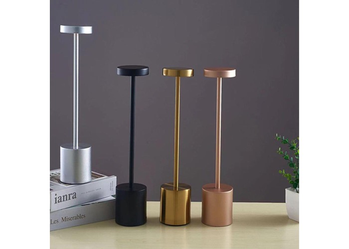 Φωτιστικό επιτραπέζιο μεταλλικό μαύρο Υ34,5x8εκ. Φωτιστικό επιτραπέζιο μεταλλικό μαύρο Υ34,5x8εκ.