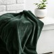 Κουβέρτα μονή πράσινη βελουτέ από 100% polyester 150x220εκ. Κουβέρτα μονή πράσινη βελουτέ από 100% polyester 150x220εκ.