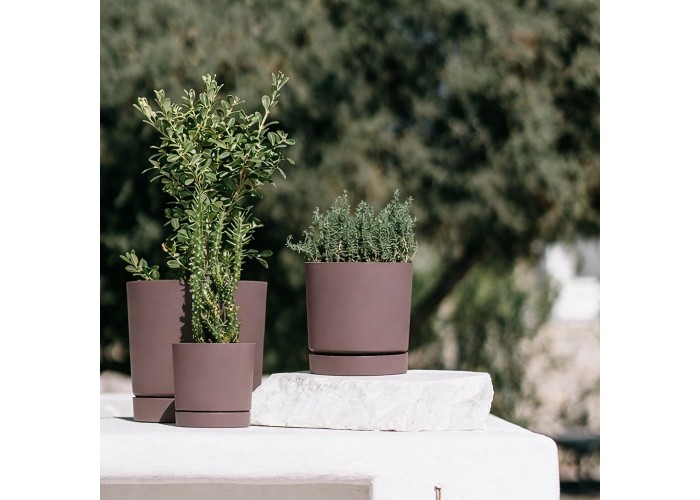 Γλάστρα Tubo μικρή καφέ Y10,9xΦ10,8εκ. Γλάστρα Tubo μικρή καφέ Y10,9xΦ10,8εκ.