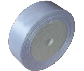 Κορδέλα σατέν με ούγια άσπρη 2,5εκ. x 22μ. Κορδέλα σατέν με ούγια άσπρη 2,5εκ. x 22μ.