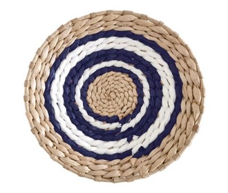 Δίσκος Boho διακοσμητικός ψάθινος φυσικό/λευκό/μπλε Ø30εκ. Δίσκος Boho διακοσμητικός ψάθινος φυσικό/λευκό/μπλε Ø30εκ.