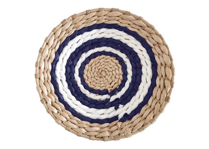 Δίσκος Boho διακοσμητικός ψάθινος φυσικό/λευκό/μπλε Ø30εκ. Δίσκος Boho διακοσμητικός ψάθινος φυσικό/λευκό/μπλε Ø30εκ.
