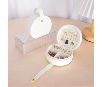 Θήκη κοσμημάτων μικρή λευκή PU Υ5x10x9εκ. Θήκη κοσμημάτων μικρή λευκή PU Υ5x10x9εκ.