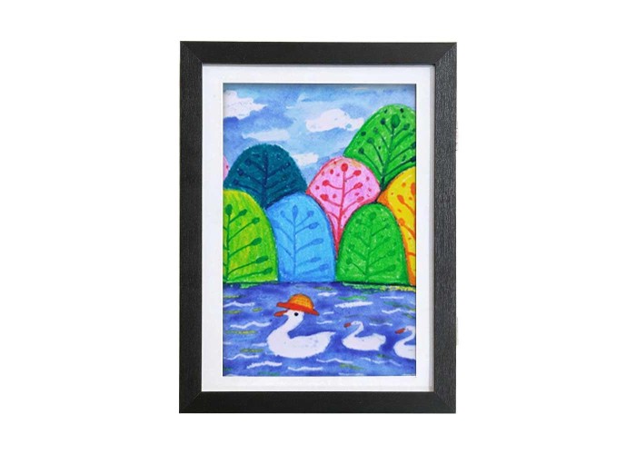 Κορνίζα για παιδικές ζωγραφιές Α4 με χώρο αποθήκευσης, μαύρη Υ30×21εκ.