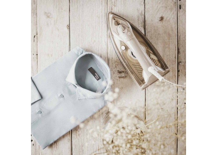 Σίδερο ατμού Camry 3000W με κεραμική πλάκα