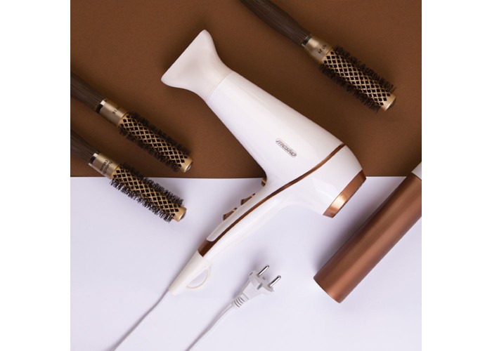 Πιστολάκι μαλλιών Mesko 2100W