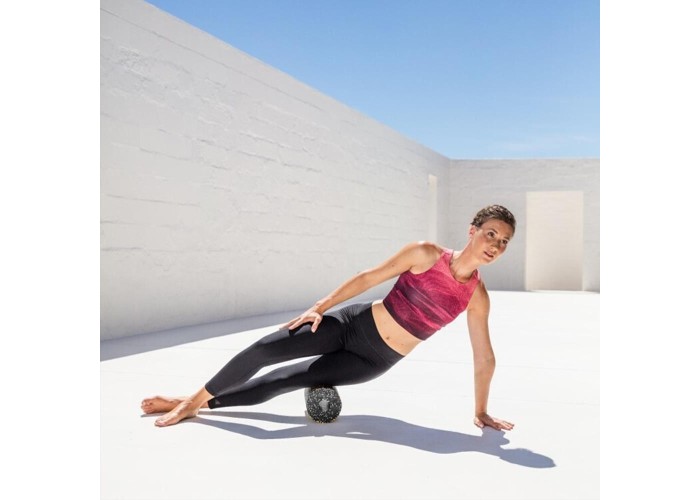 Foam roller γυμναστικής μαύρο λευκό Υ33xØ14εκ. Foam roller γυμναστικής μαύρο λευκό Υ33xØ14εκ.