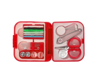 Σετ ραπτικής ταξιδιού πλαστικό κόκκινο κουτί 15 τεμάχια Υ21x10,5x1,5εκ. Σετ ραπτικής ταξιδιού πλαστικό κόκκινο κουτί 15 τεμάχια Υ21x10,5x1,5εκ.