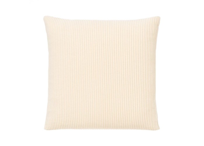 Μαξιλάρι διακοσμητικό γούνινη υφή εκρού 45x45εκ. Μαξιλάρι διακοσμητικό γούνινη υφή εκρού 45x45εκ.