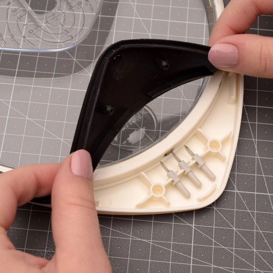 Circle Cutter 15cm & Self-Adhesive Cutting Mat Circle Cutter 15cm & Self-Adhesive Cutting Mat