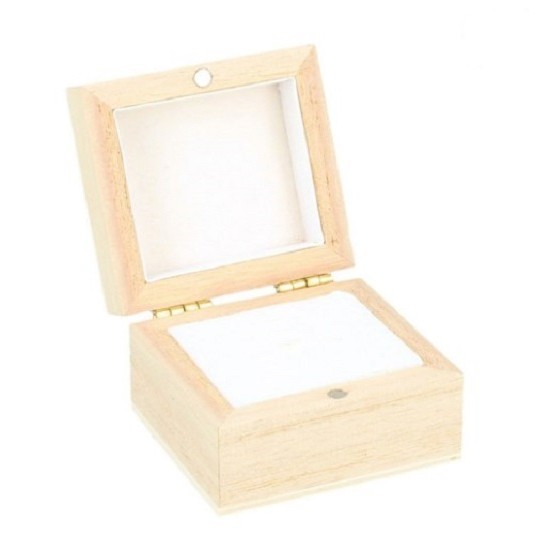 Ξύλινο κουτί για δαχτυλίδι 5.1x4.7x3.2cm Ξύλινο κουτί για δαχτυλίδι 5.1x4.7x3.2cm