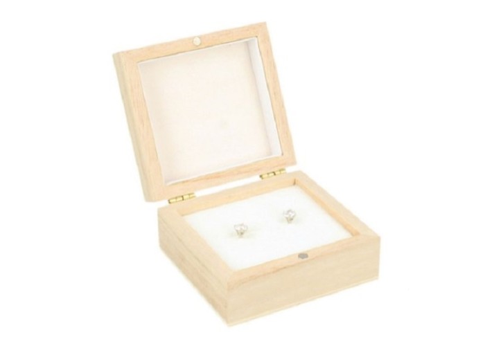 Ξύλινο κουτί για σκουλαρίκια 7x6.5x3.3cm Ξύλινο κουτί για σκουλαρίκια 7x6.5x3.3cm