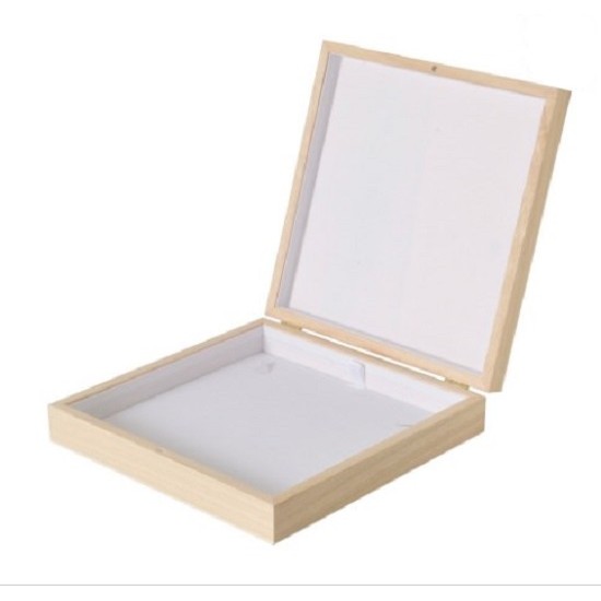 Ξύλινο κουτί για περιδέραιο 19.3x19.4cm Ξύλινο κουτί για περιδέραιο 19.3x19.4cm