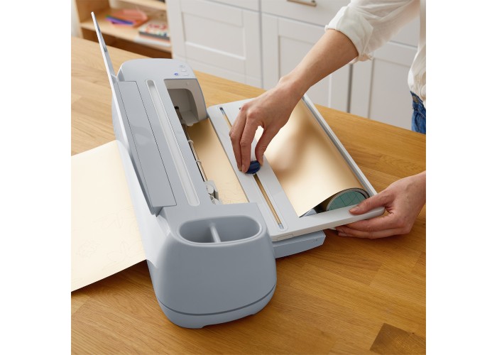 Cricut Roll Holder for Smart Materials Cricut Roll Holder for Smart Materials