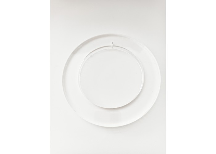 Στεφάνι από διάφανο Plexiglass χοντρό, διάμετρος 15cm Στεφάνι από διάφανο Plexiglass χοντρό, διάμετρος 15cm