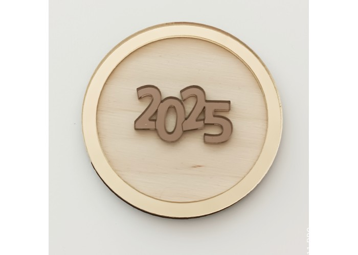 Γούρι από ξύλο και Plexiglass 2026 #3 Γούρι από ξύλο και Plexiglass 2026 #3