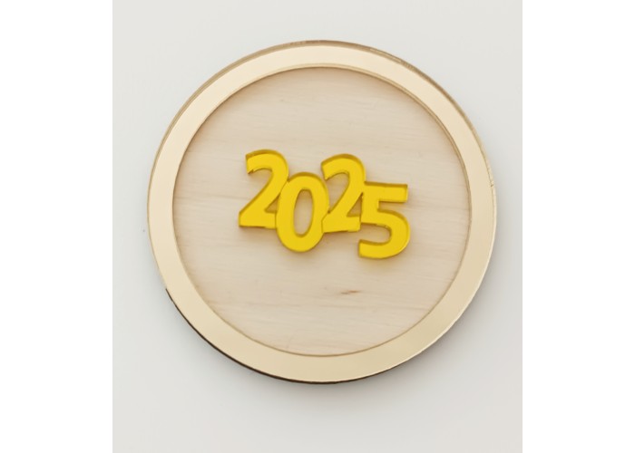 Γούρι από ξύλο και Plexiglass 2026 #3 Γούρι από ξύλο και Plexiglass 2026 #3