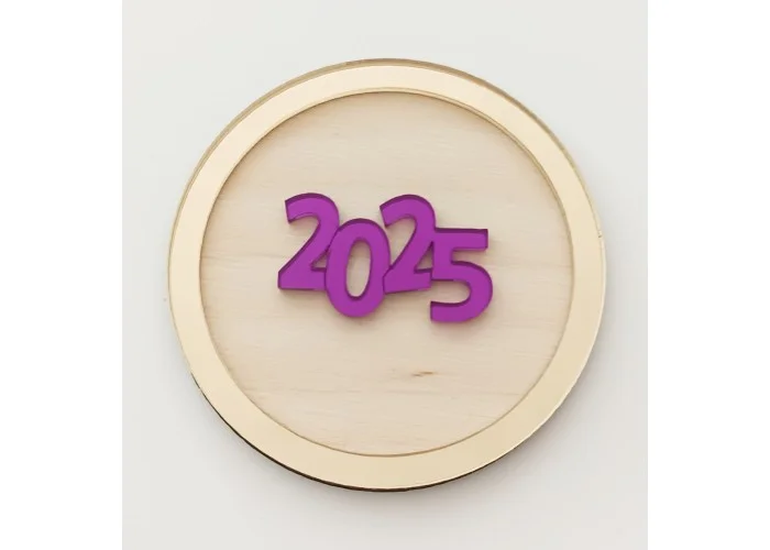 Γούρι από ξύλο και Plexiglass 2026 #3 Γούρι από ξύλο και Plexiglass 2026 #3