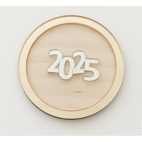 Γούρι από ξύλο και Plexiglass 2025 #3 Γούρι από ξύλο και Plexiglass 2025 #3