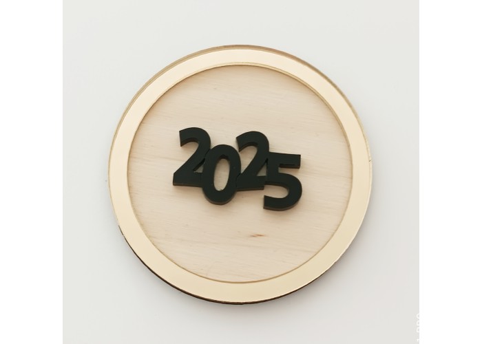 Γούρι από ξύλο και Plexiglass 2026 #3 Γούρι από ξύλο και Plexiglass 2026 #3