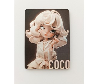 Ξύλινο διακοσμητικό Mrs Channel #3 Ξύλινο διακοσμητικό Mrs Channel #3