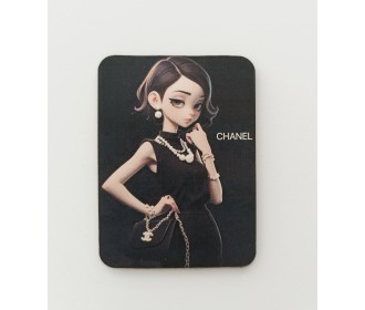 Ξύλινο διακοσμητικό Mrs Channel #6 Ξύλινο διακοσμητικό Mrs Channel #6