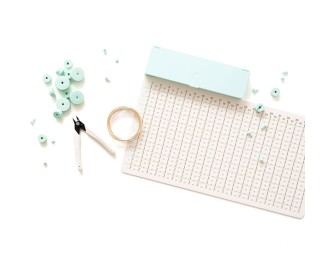 We R Memory Keepers • Big Happy jig Wire and Peg Kit