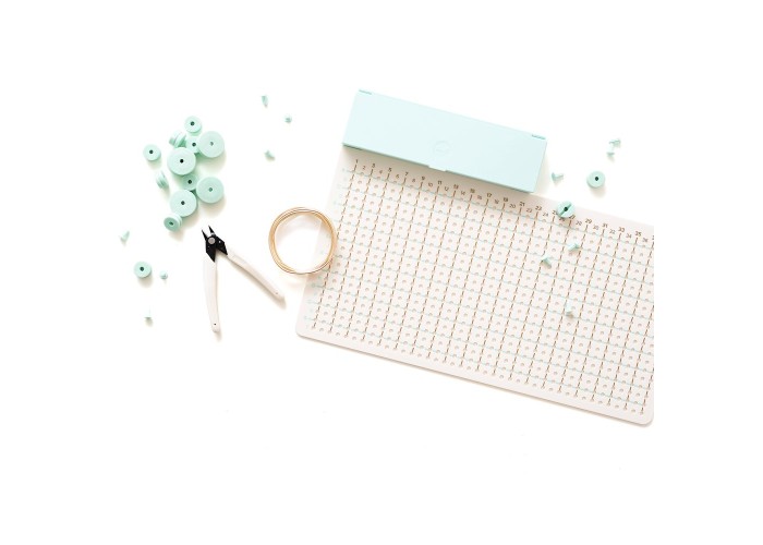 We R Memory Keepers • Big Happy jig Wire and Peg Kit