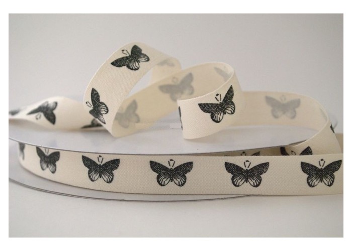 ΚΟΡΔΕΛΑ ΒΑΜΒΑΚΕΡΗ ΕΚΤΥΠΩΜΕΝΗ 15MMX50MET BUTTERFLY IVORY-BLACK ΚΟΡΔΕΛΑ ΒΑΜΒΑΚΕΡΗ ΕΚΤΥΠΩΜΕΝΗ 15MMX50MET BUTTERFLY IVORY-BLACK