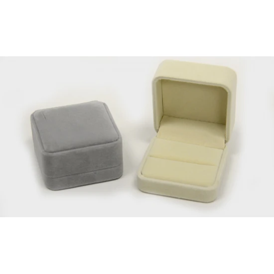 ΒΕΛΟΥΔΙΝΟ ΚΟΥΤΙ ΒΕΡΩΝ 7cm x 7cm x 4cm